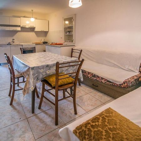 Kuca Za Odmor Kornic Βίλα Εξωτερικό φωτογραφία