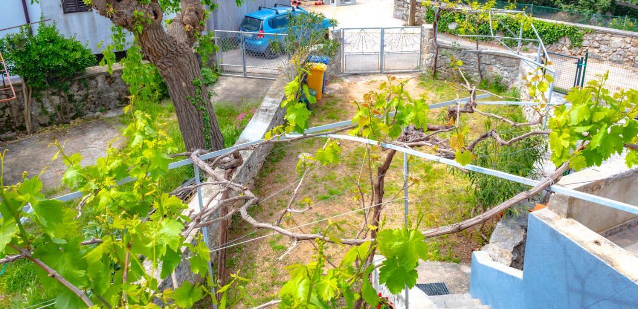 Kuca Za Odmor Kornic Βίλα Εξωτερικό φωτογραφία